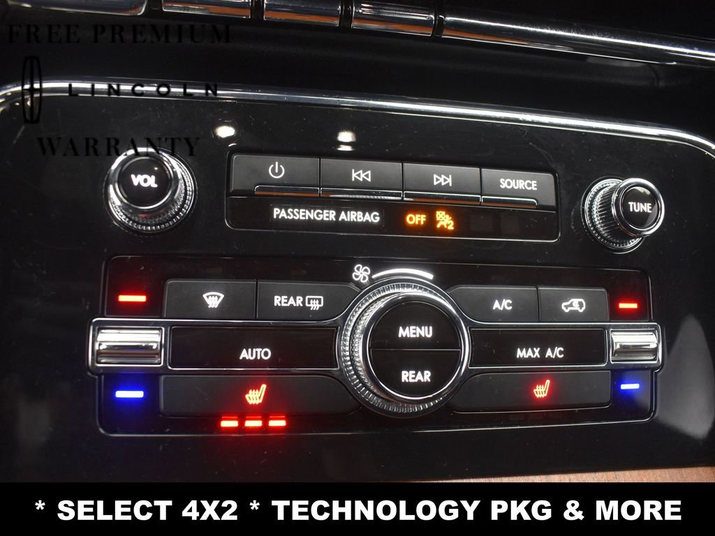Used 2018 Lincoln Navigator Select image 18