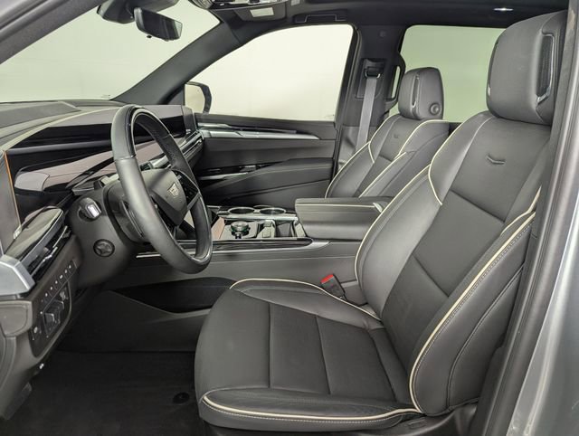 Used 2025 Cadillac Escalade Sport w/ Touring Package image 14