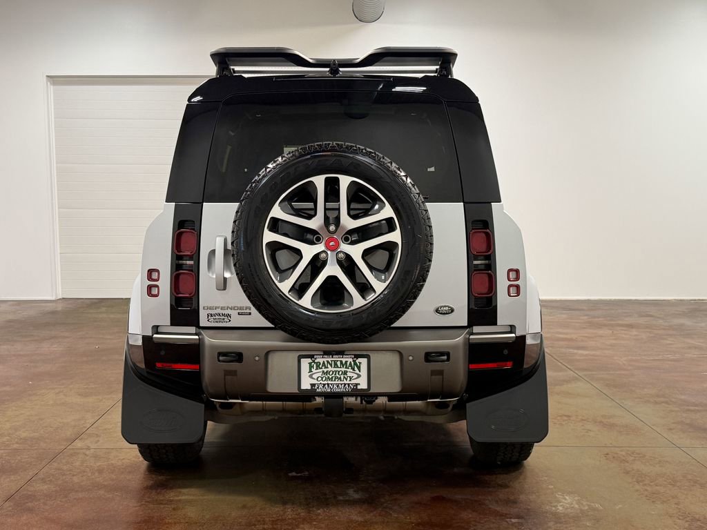 Used 2022 Land Rover Defender 90 X-Dynamic S AWD/4WD image 22