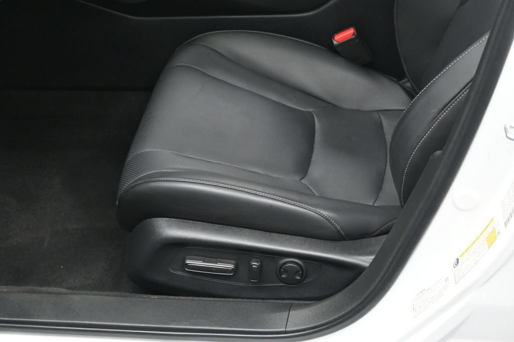 Used 2023 Honda Accord Touring image 13