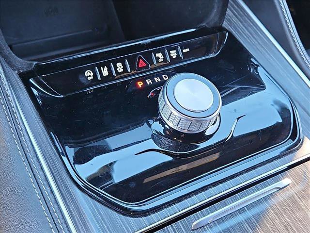 Used 2024 Jeep Wagoneer Series II w/ Flexible Seating Group RWD image 13