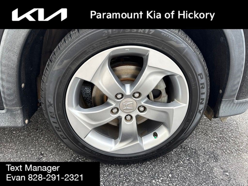 Used 2017 Honda HR-V LX image 9