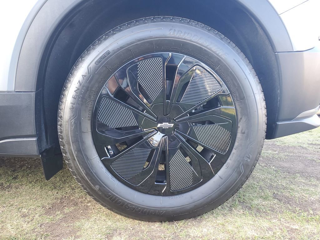 Used 2026 Chevrolet Blazer EV LT w/ Midnight/Sport Edition image 5