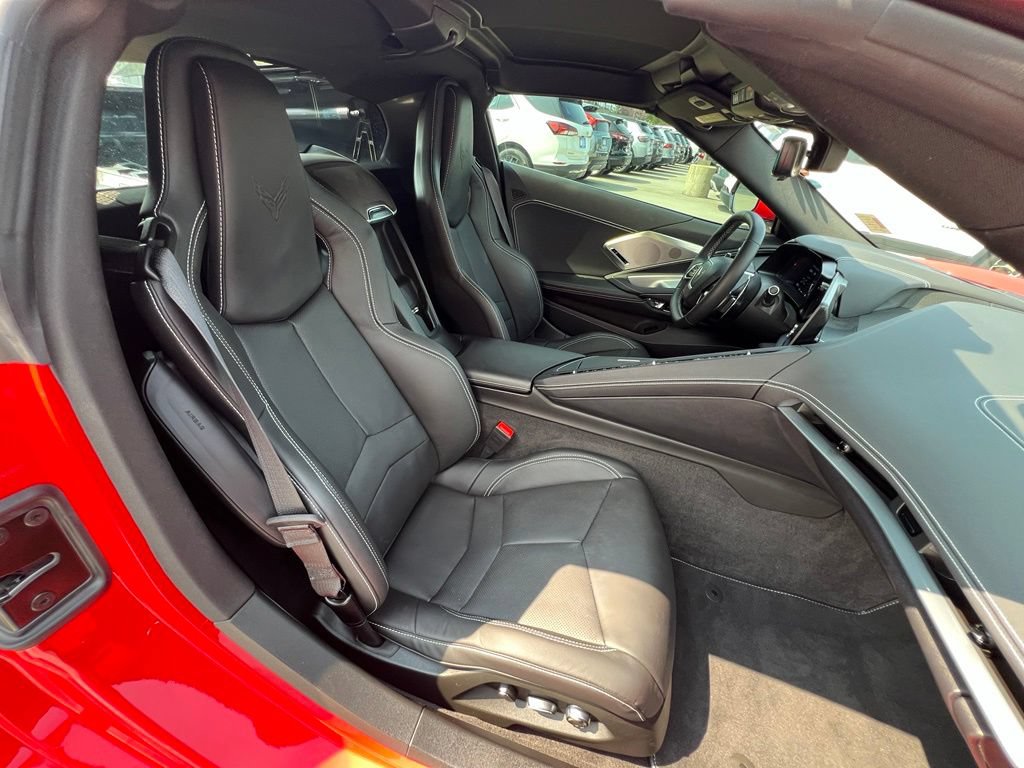 Used 2024 Chevrolet Corvette Stingray Preferred Cpe w/ Battery Protection Package RWD image 27