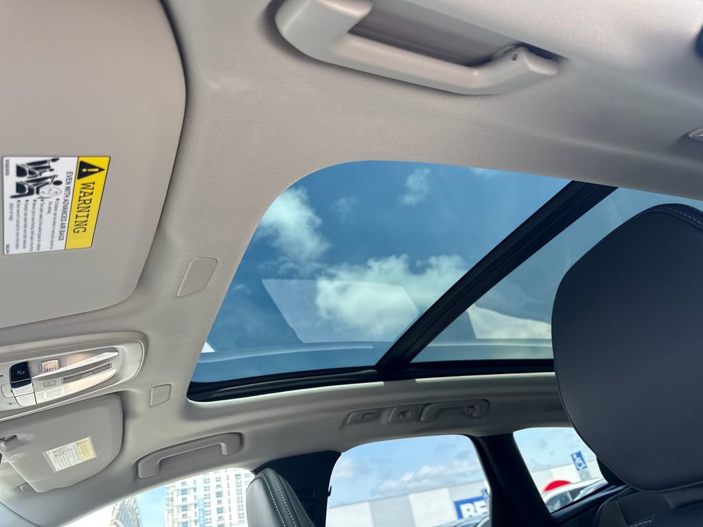 New 2025 Volvo XC60 T8 Ultra image 14