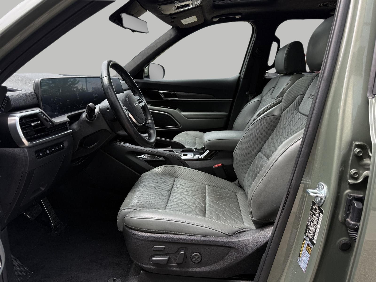 Used 2024 Kia Telluride SX Prestige X-Pro AWD/4WD image 24
