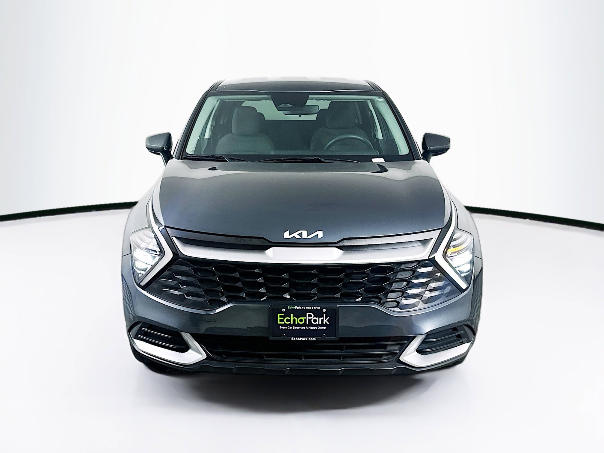 Used 2024 Kia Sportage LX image 2