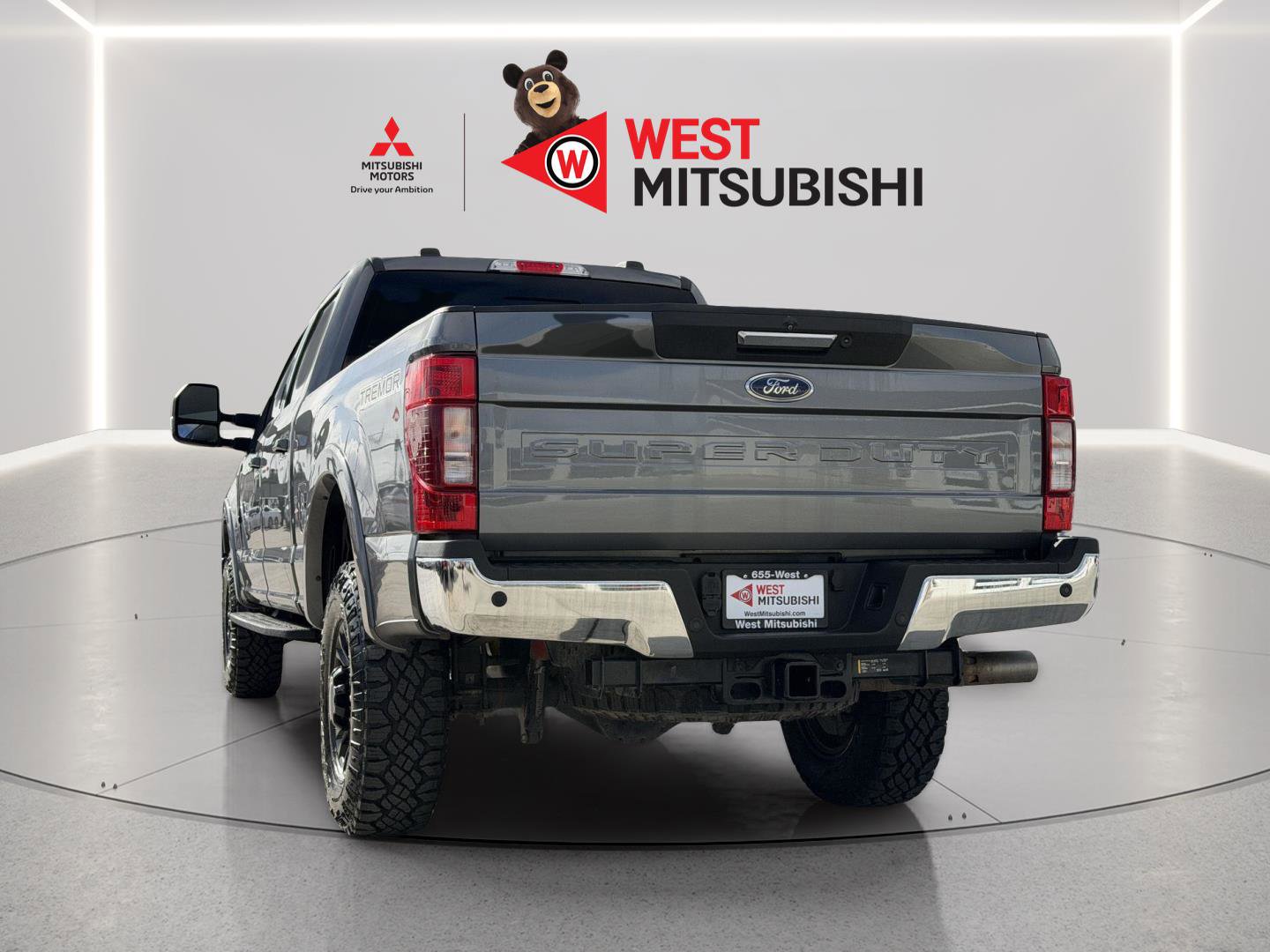 Used 2022 Ford F250 Lariat w/ Tremor Off-Road Package image 3