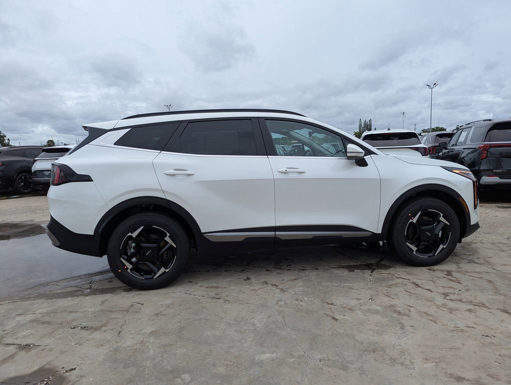 New 2026 Kia Sportage EX AWD/4WD image 9