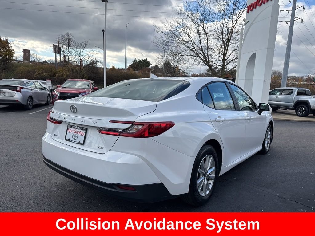 Used 2025 Toyota Camry LE image 6