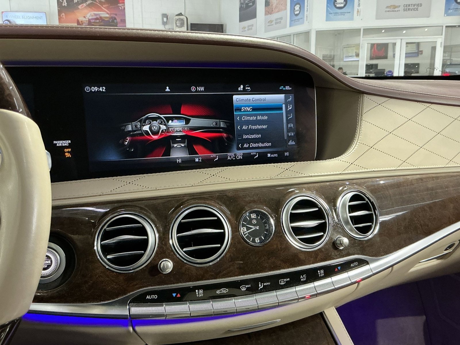 Used 2019 Mercedes-Benz S 560 4MATIC Sedan image 29