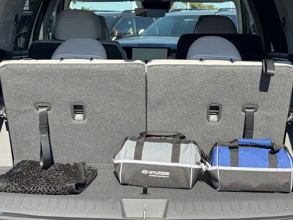 New 2025 Hyundai Santa Fe Calligraphy image 15