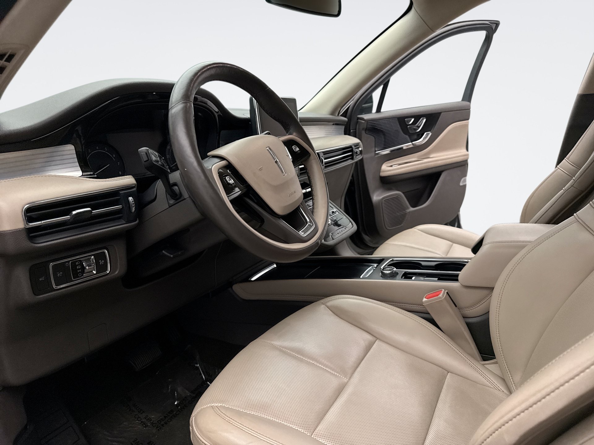 Used 2020 Lincoln Corsair AWD image 10