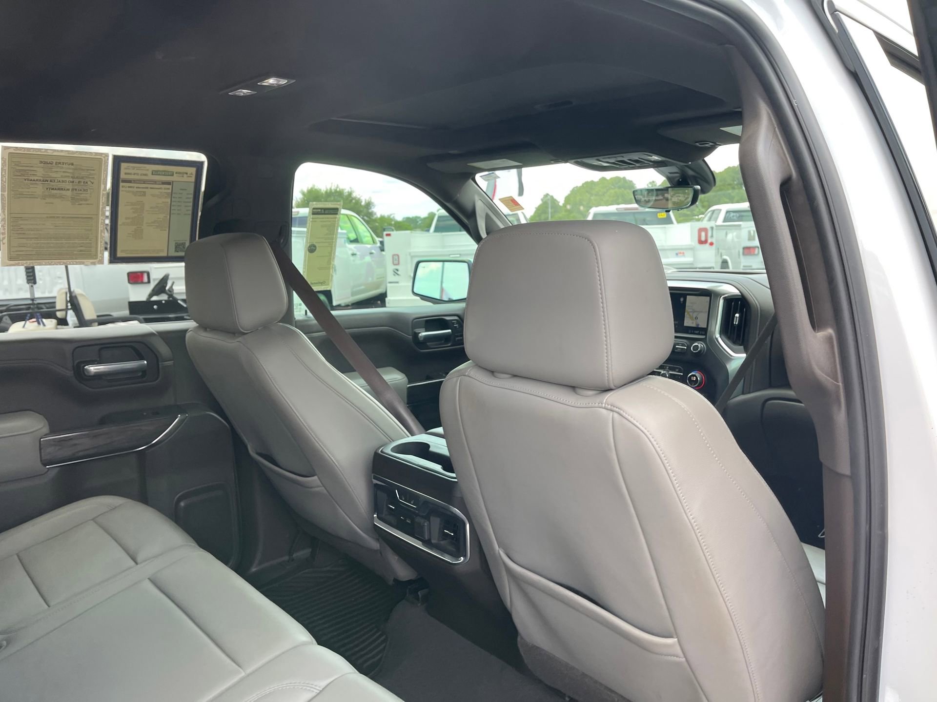 Used 2021 Chevrolet Silverado 1500 LTZ w/ LTZ Premium Package AWD/4WD image 25
