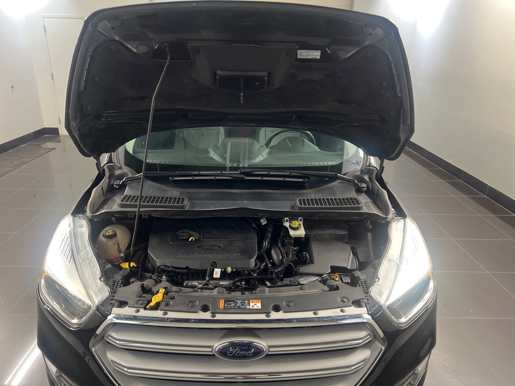 Used 2018 Ford Escape SE w/ SE Sync 3 Package image 24