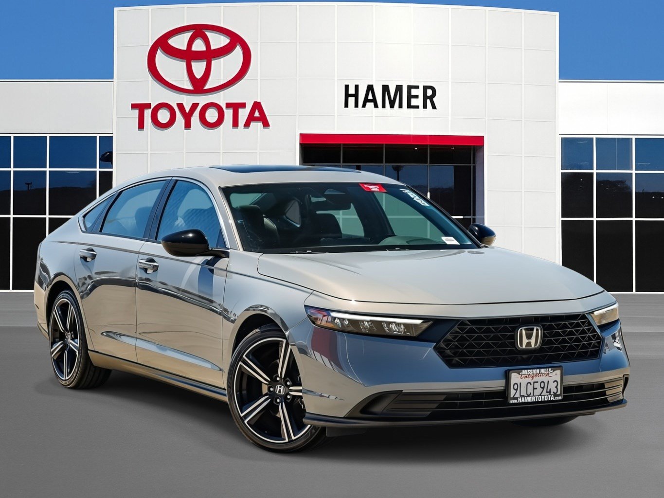 Used 2024 Honda Accord Sport image 1