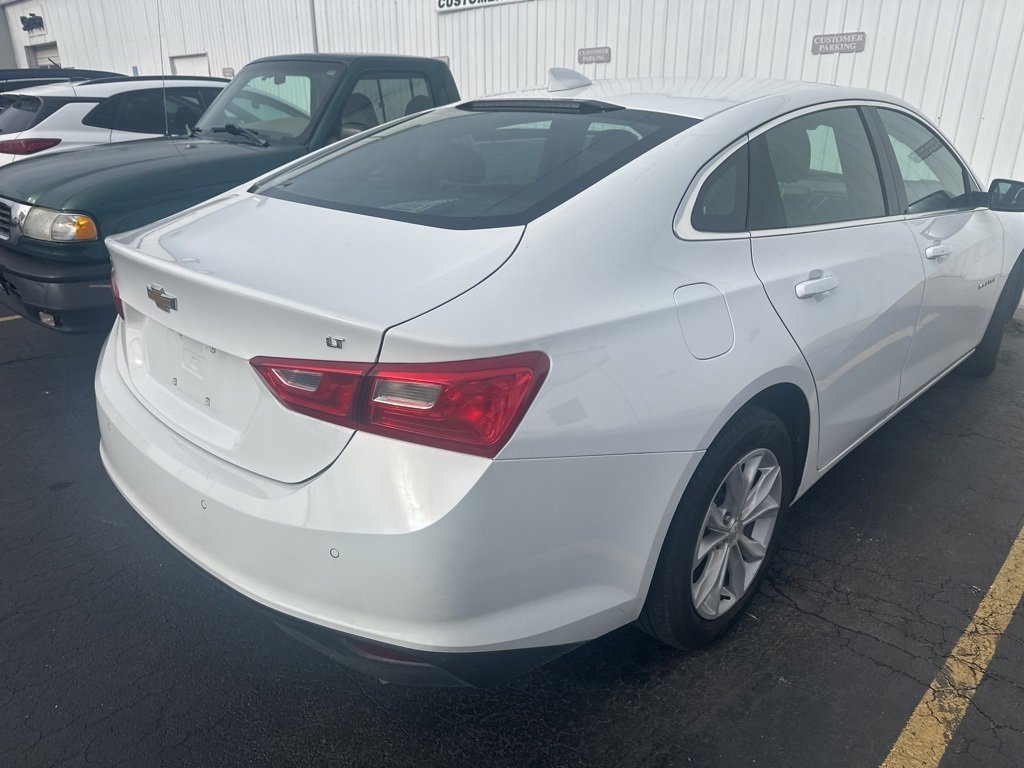 Used 2025 Chevrolet Malibu LT image 8