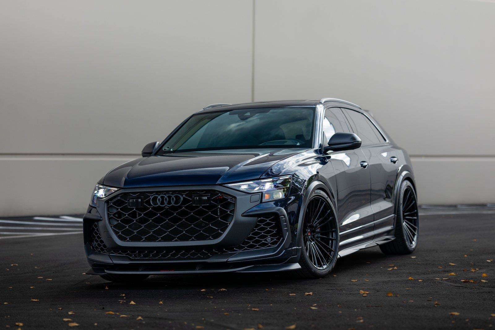 Used 2025 Audi RS Q8 performance image 34