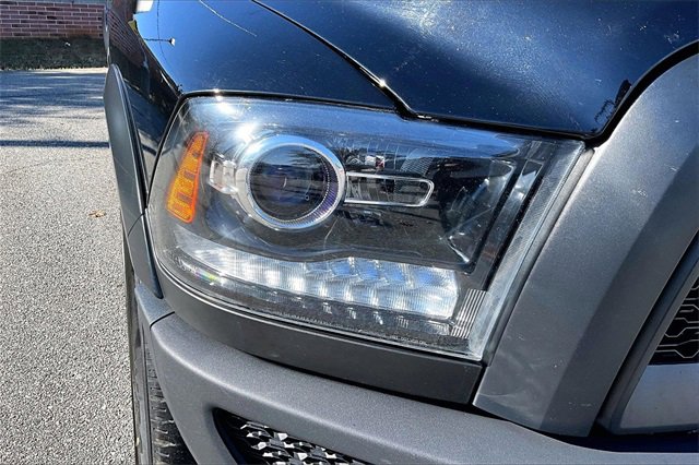 Used 2024 RAM 1500 Classic Warlock image 32