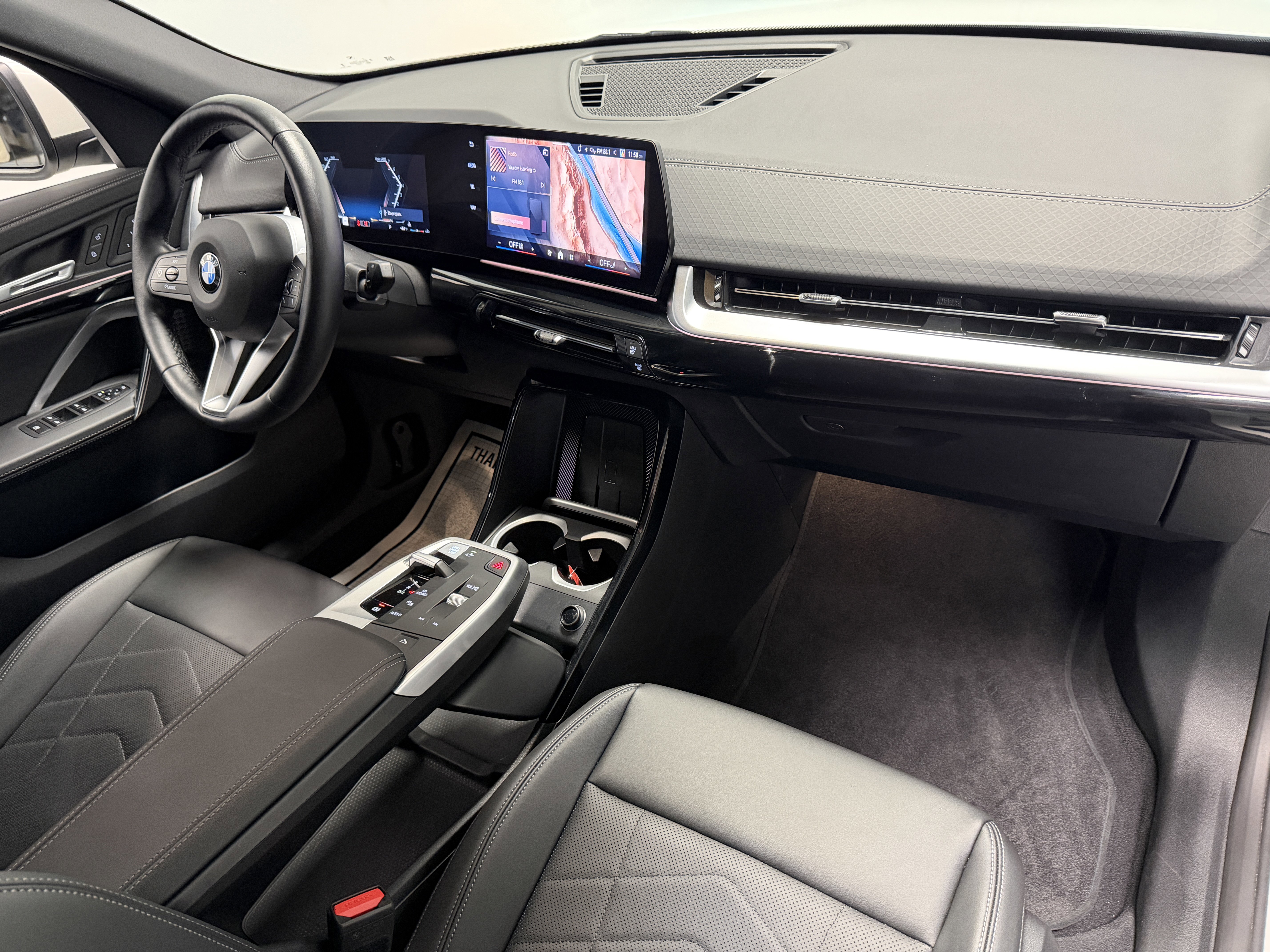 Used 2025 BMW X2 xDrive28i image 23