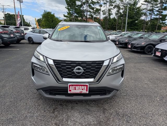 Used 2023 Nissan Rogue SV w/ SV Premium B Package FWD image 8