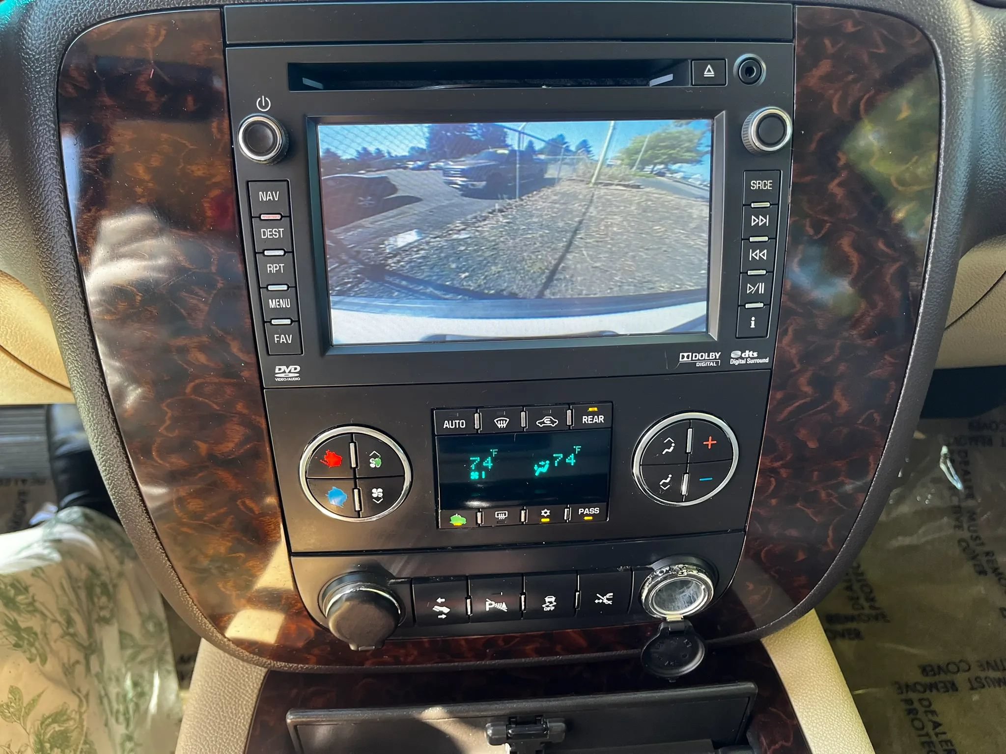 Used 2012 GMC Yukon XL Denali AWD/4WD image 18