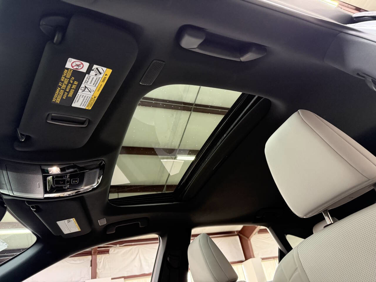 Used 2025 Lexus RX 350 Premium image 29