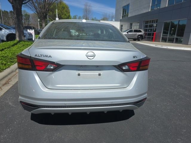 Used 2024 Nissan Altima 2.5 SV image 6