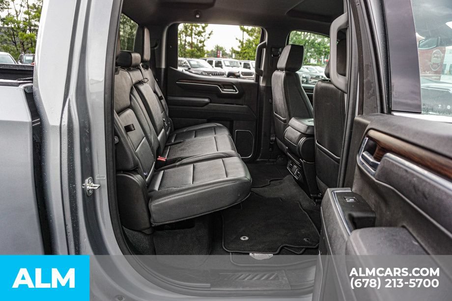 Used 2025 GMC Sierra 1500 SLT RWD image 21