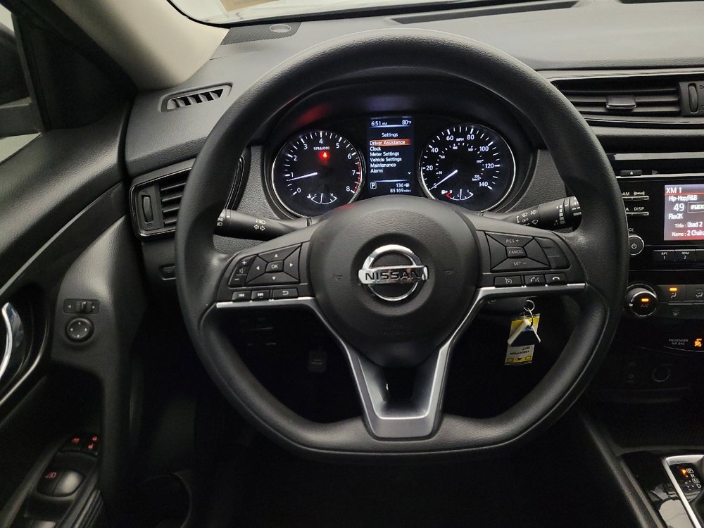 Used 2017 Nissan Rogue S FWD image 22