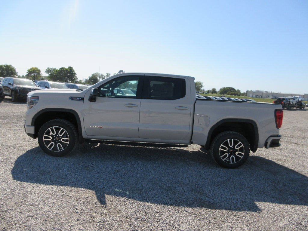 New 2026 GMC Sierra 1500 AT4 w/ AT4 Premium Package AWD/4WD image 11