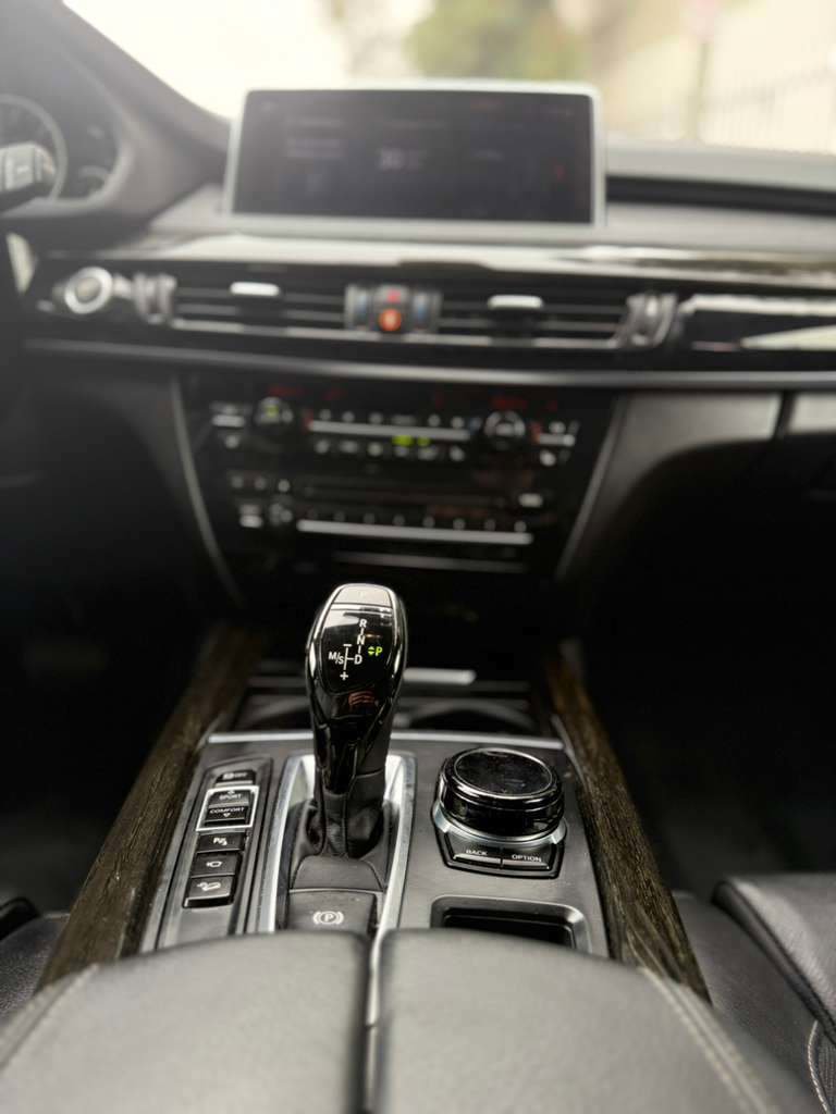 Used 2018 BMW X5 xDrive50i image 19