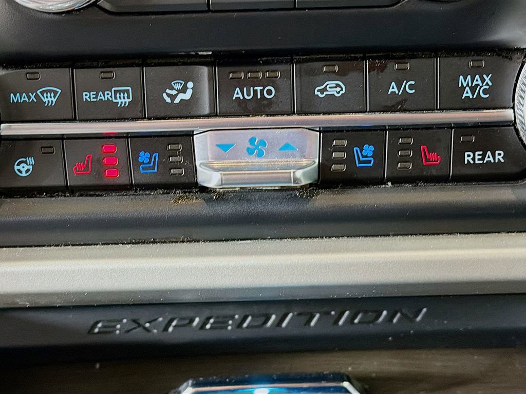 Used 2023 Ford Expedition Max Limited image 40