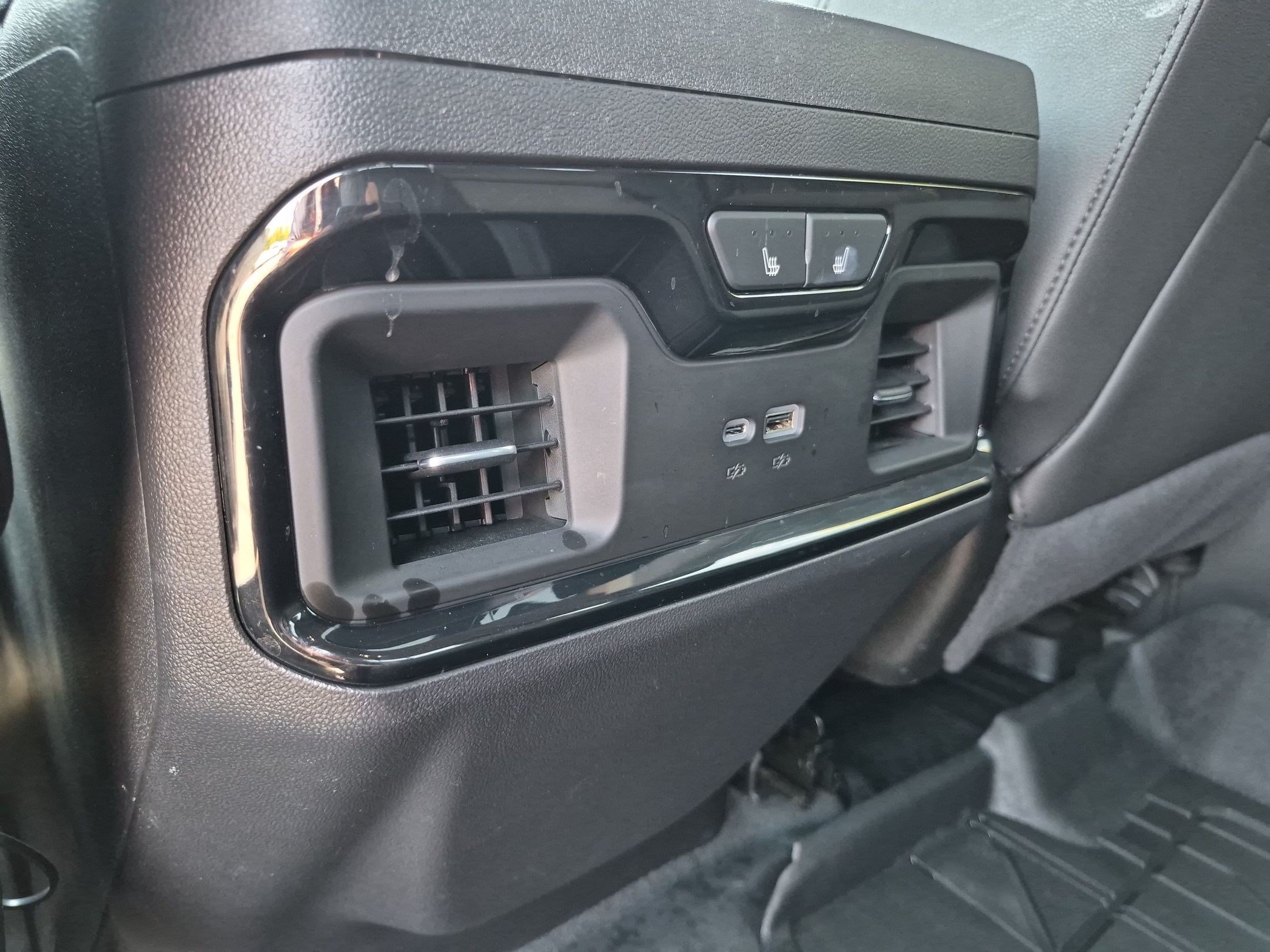 Used 2025 Chevrolet Silverado 1500 ZR2 w/ Technology Package AWD/4WD image 28