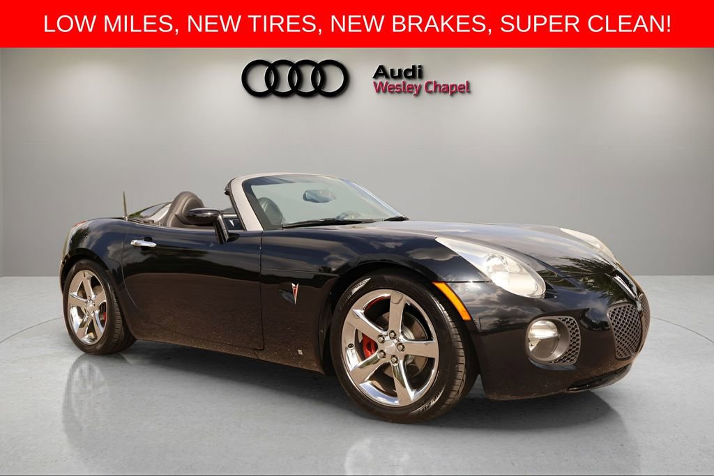 Used 2007 Pontiac Solstice GXP w/ Premium Package RWD image 8