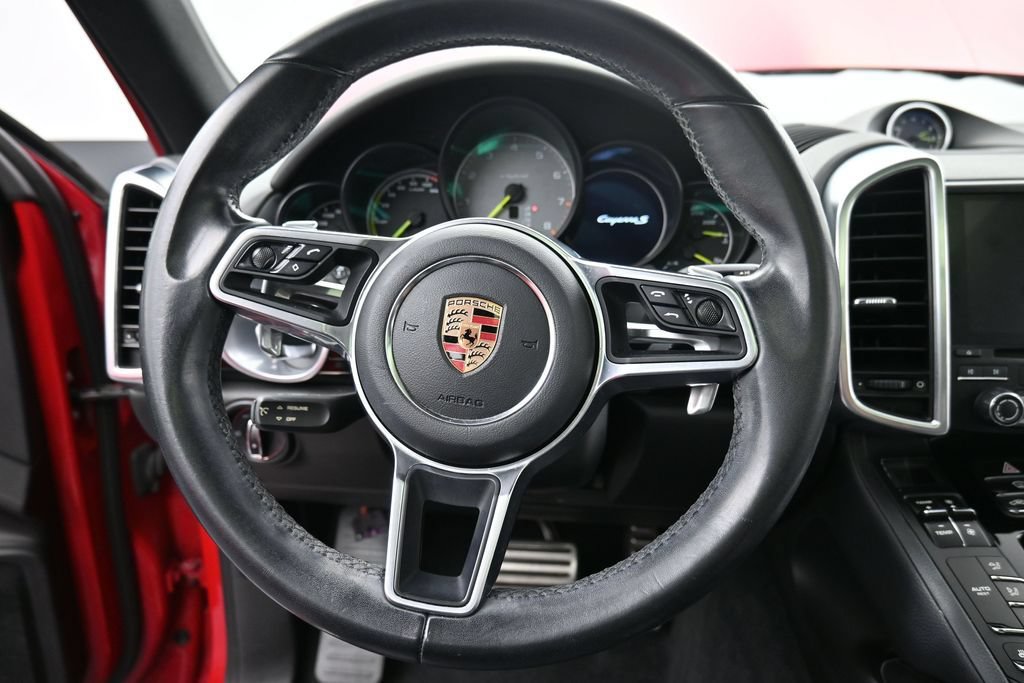 Used 2018 Porsche Cayenne S AWD/4WD image 11
