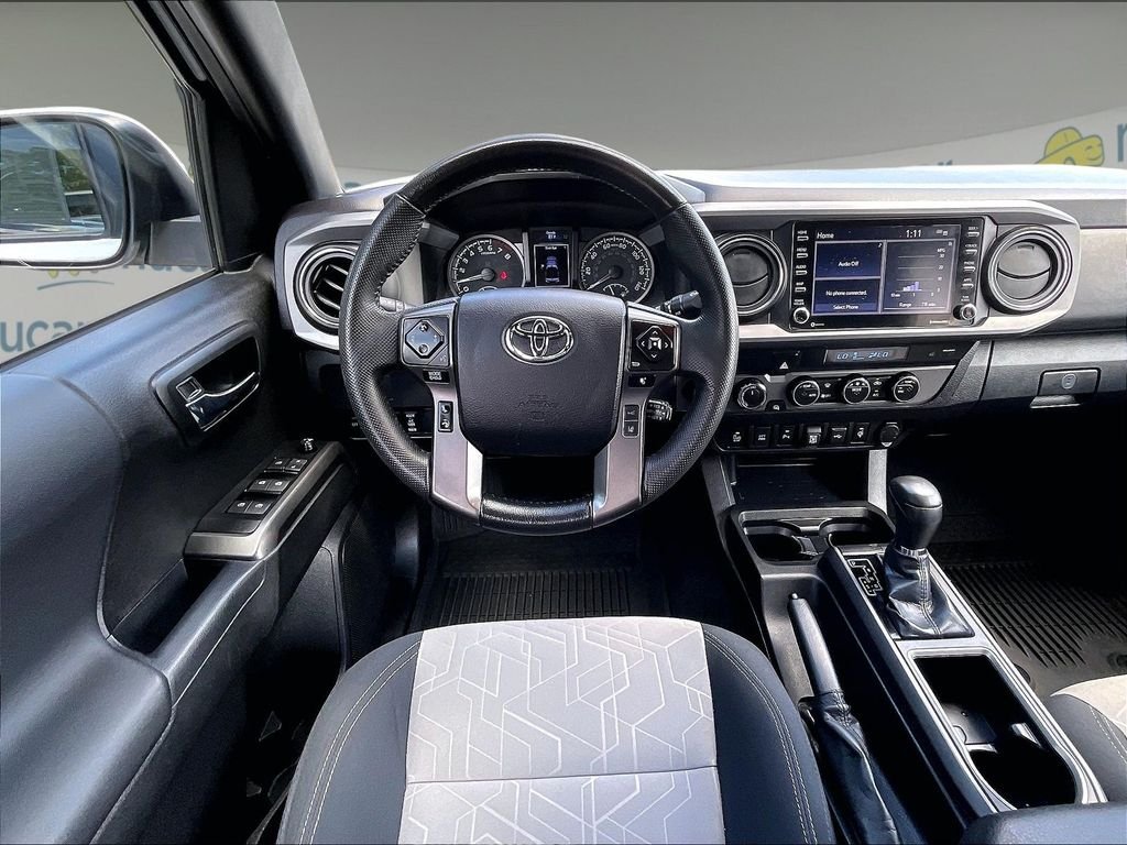 Used 2023 Toyota Tacoma TRD Sport w/ Technology Package AWD/4WD image 17