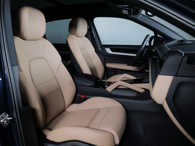 New 2026 Porsche Cayenne AWD/4WD image 11