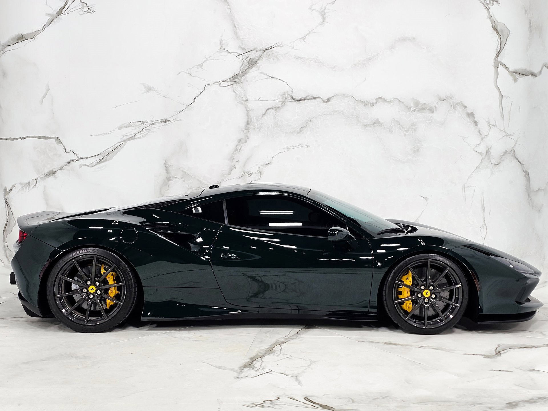 Used 2022 Ferrari F8 Tributo image 17