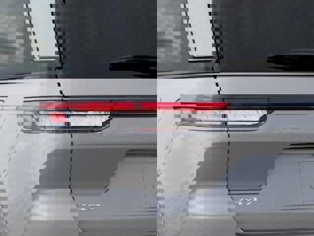 New 2026 Jeep Grand Cherokee Limited Reserve image 9