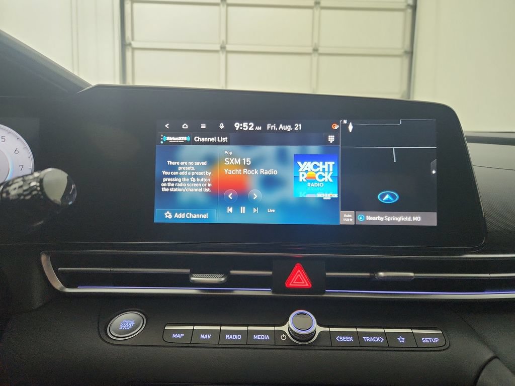 Used 2025 Hyundai Elantra Limited FWD image 25