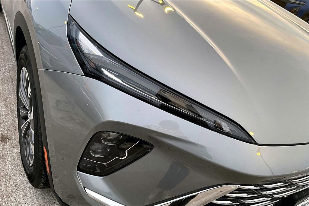 Certified 2025 Buick Envision Preferred image 31