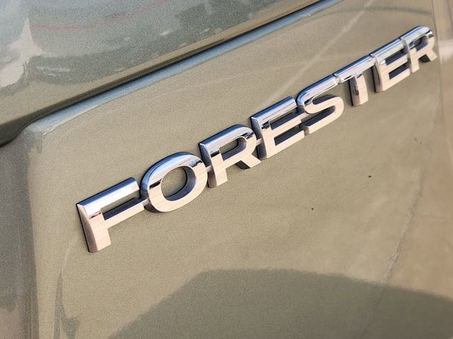 Used 2018 Subaru Forester 2.5i Touring AWD/4WD image 7