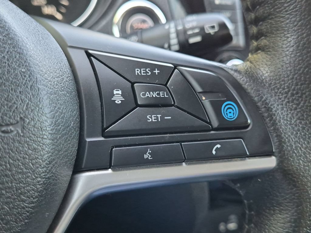 Used 2019 Nissan Rogue SL AWD/4WD image 15