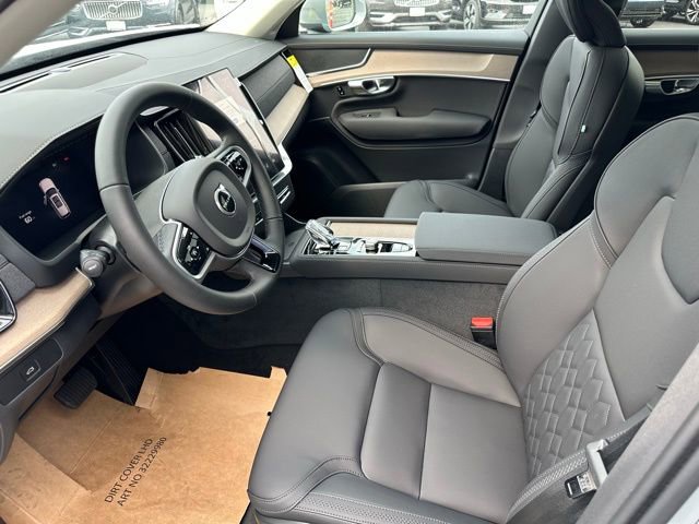 New 2026 Volvo XC90 B6 Core w/ Protection Package Premier image 2