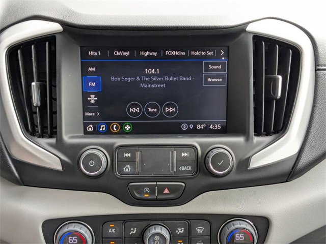 Used 2022 GMC Terrain SLT image 15