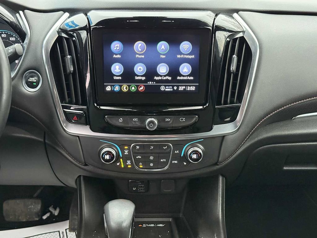 Used 2023 Chevrolet Traverse RS image 12