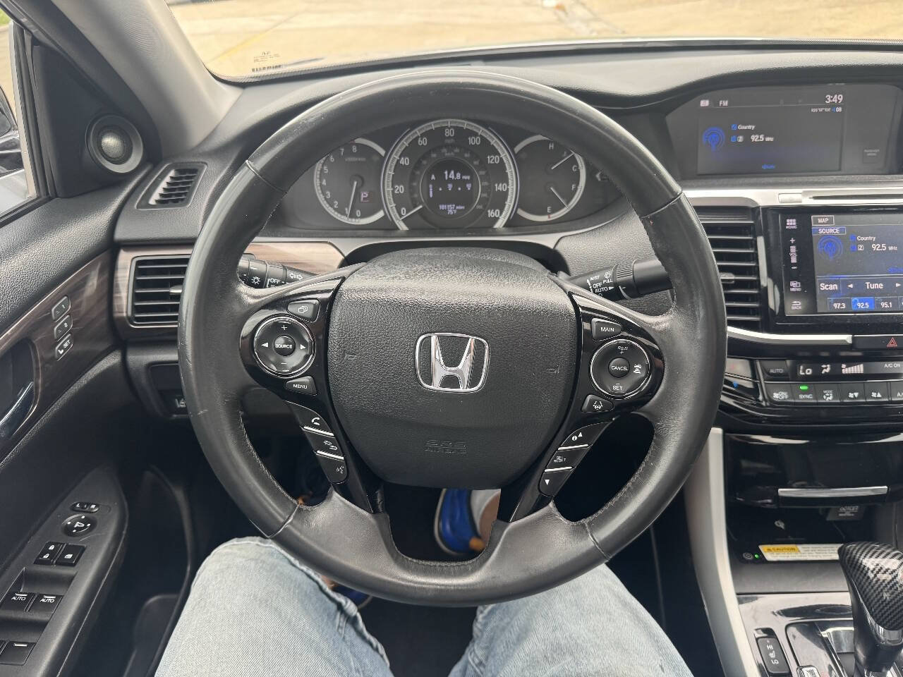 Used 2016 Honda Accord Touring image 14