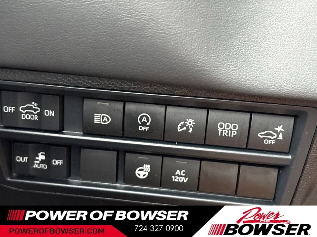 Used 2025 Toyota Tundra Platinum AWD/4WD image 25