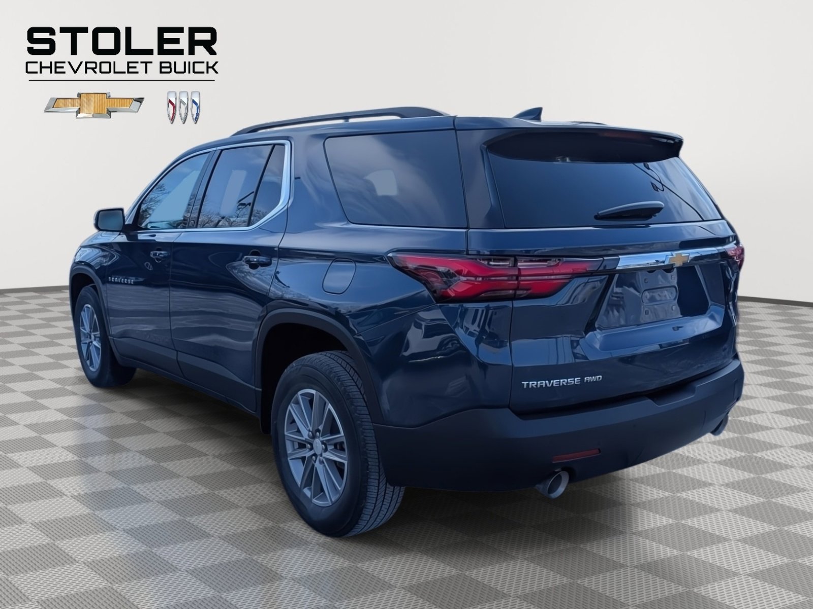 Used 2022 Chevrolet Traverse LT w/ LPO, Floor Liner Package image 3